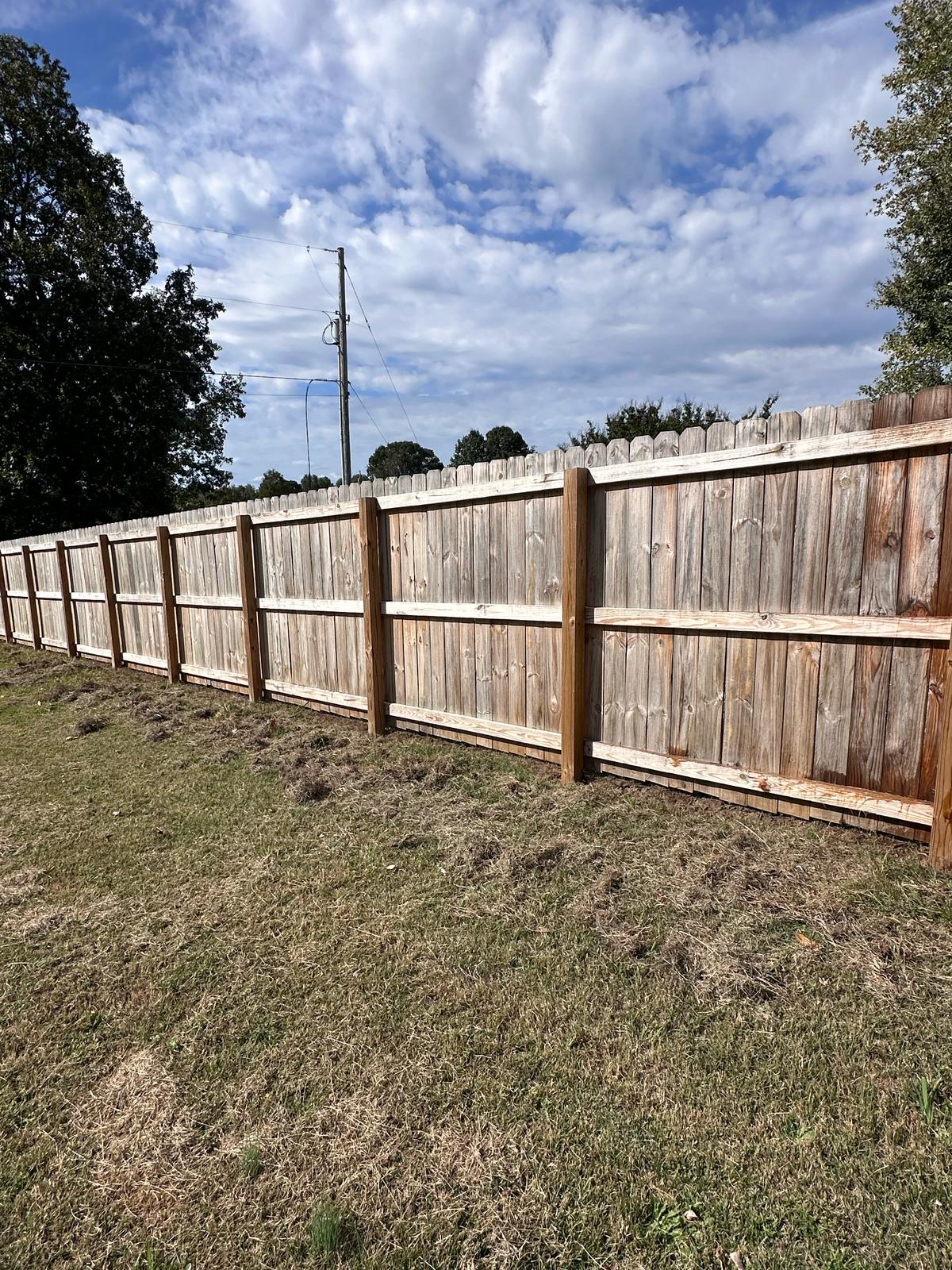 external-Repair-PRIVACY FENCE-repair-others-pike-picture